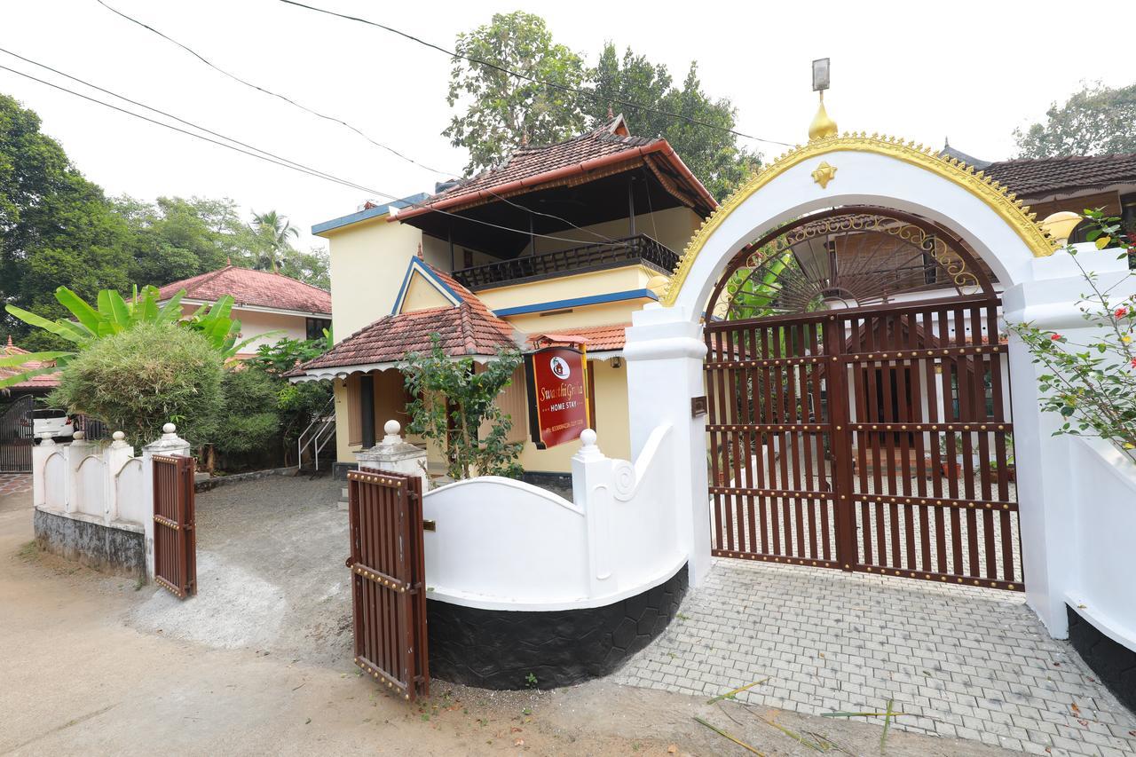 Swasthi Griha Villa Aranmula Luaran gambar