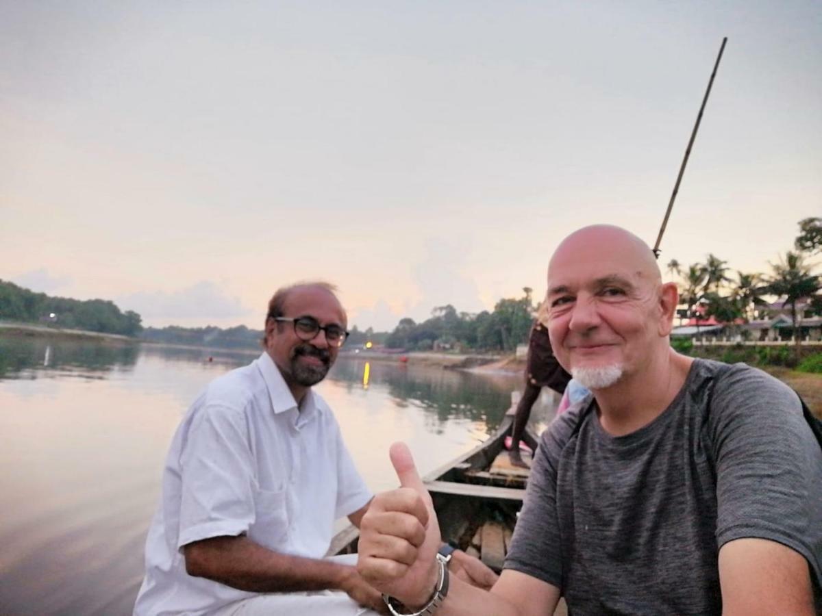 Swasthi Griha Villa Aranmula Luaran gambar