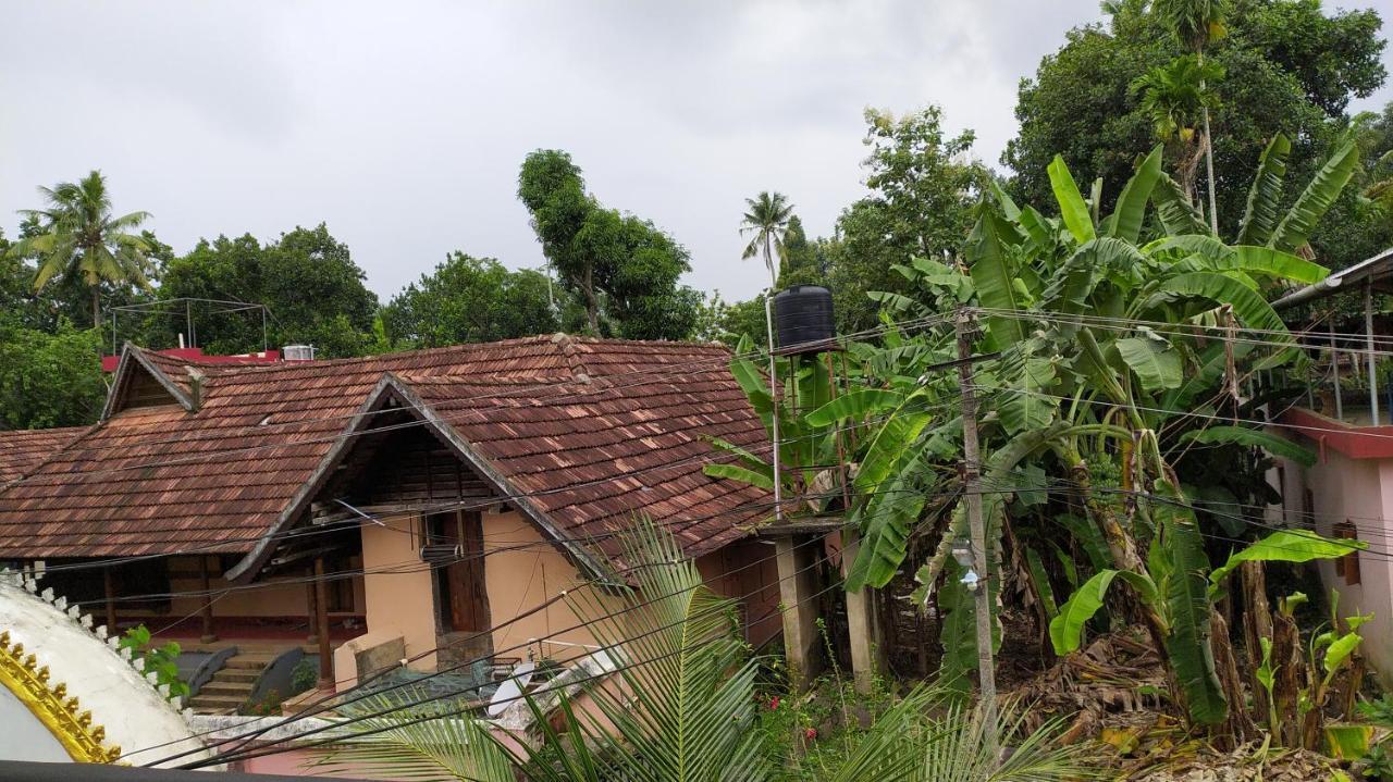 Swasthi Griha Villa Aranmula Luaran gambar